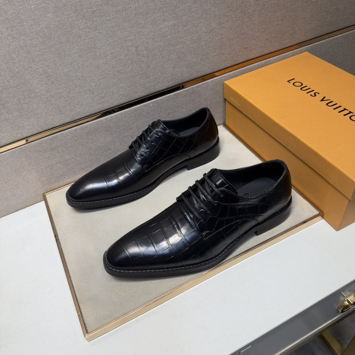Louis Vuitton Men's Crocodile-Embossed Lace-Up Dress Shoes